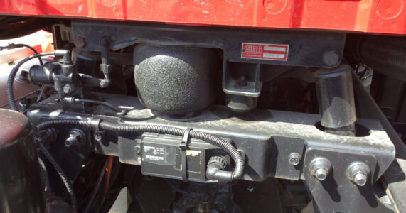 Navistar Cab Suspension Leveling Valve