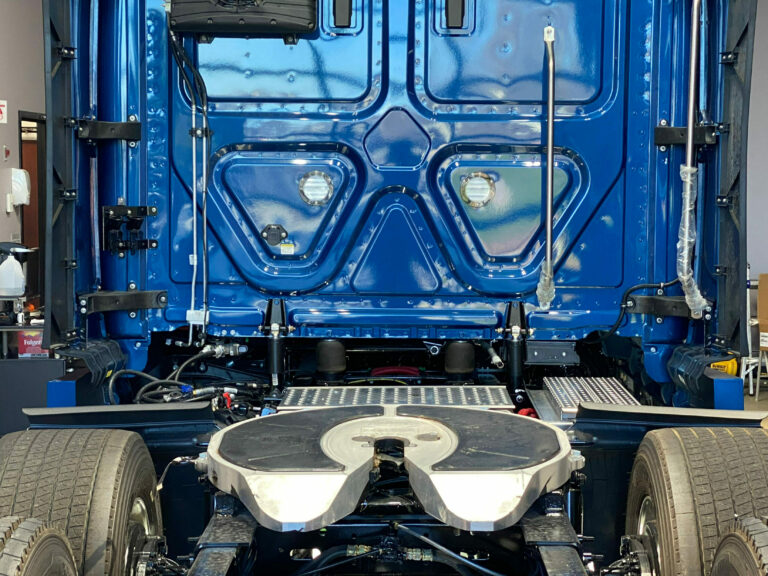 Blue semi truck with ROI Cabmate installed