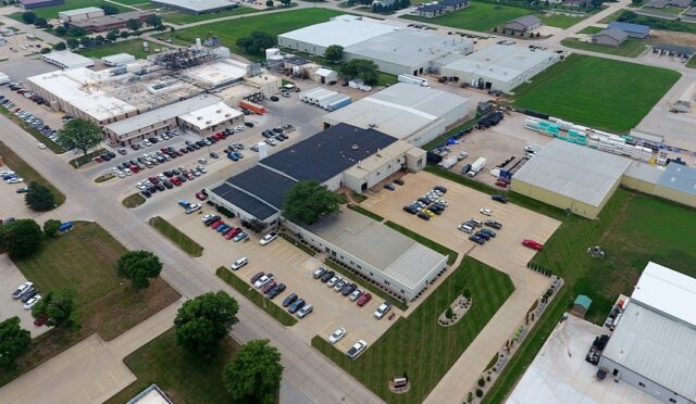 An aerial shot of the Sioux Center, IA Link Mfg. Campus