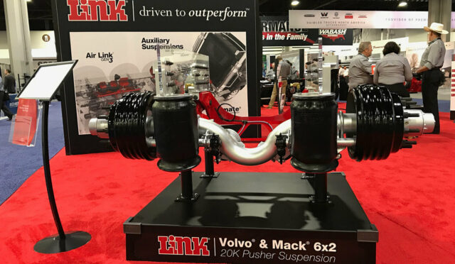 A display unit of Link's 6x2 Lift Axle at the 2017 NACV show